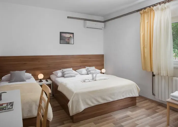 Pansion Andelko krevet i doručak Starigrad Paklenica