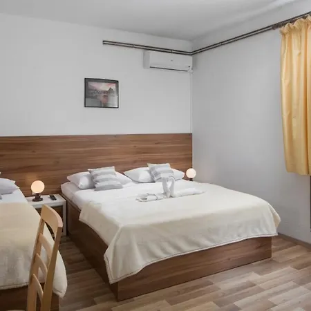 Pansion Andelko krevet i doručak Starigrad Paklenica